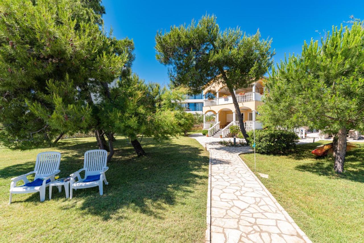 Beach Apartments Villa Kaya Sukošan エクステリア 写真